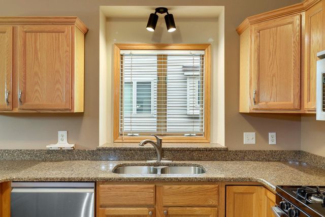 12585 74th Avenue N, Maple Grove, MN 55369