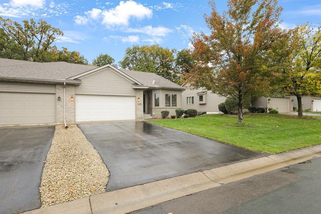 12585 74th Avenue N, Maple Grove, MN 55369