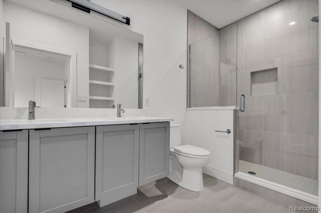 7534 Churchill Street C18, Detroit, MI 48206