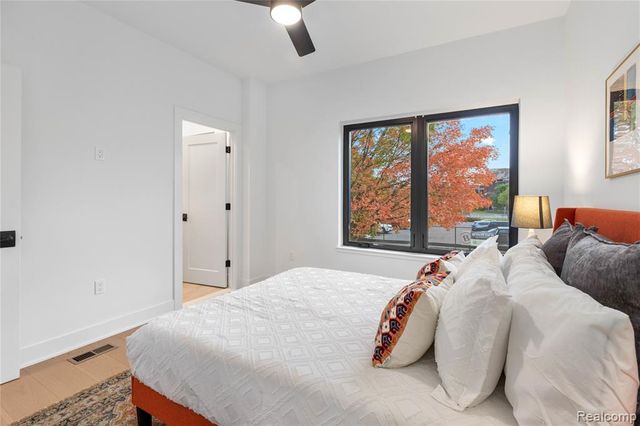 7534 Churchill Street C18, Detroit, MI 48206