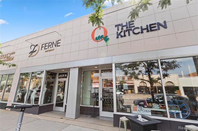 7534 Churchill Street C18, Detroit, MI 48206