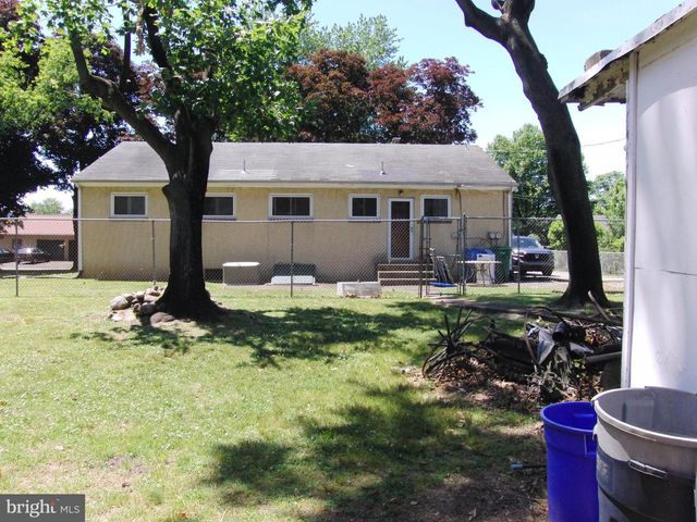 914 HARRISON ST, Bristol, PA 19007