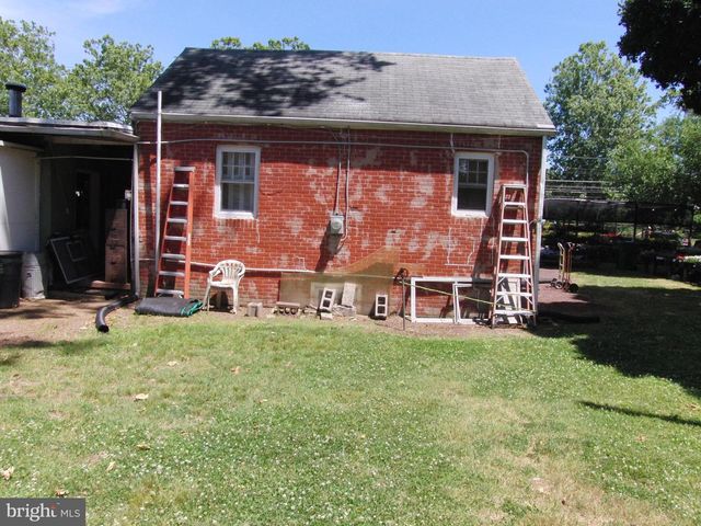 914 HARRISON ST, Bristol, PA 19007