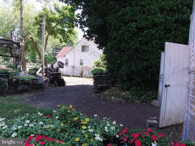 914 HARRISON ST, Bristol, PA 19007