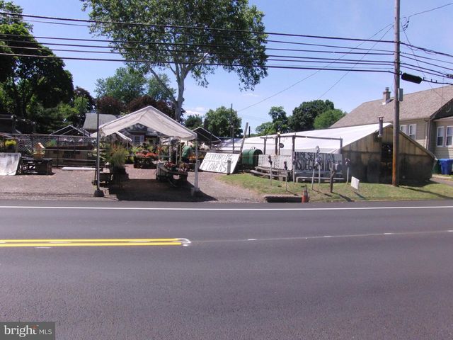 914 HARRISON ST, Bristol, PA 19007