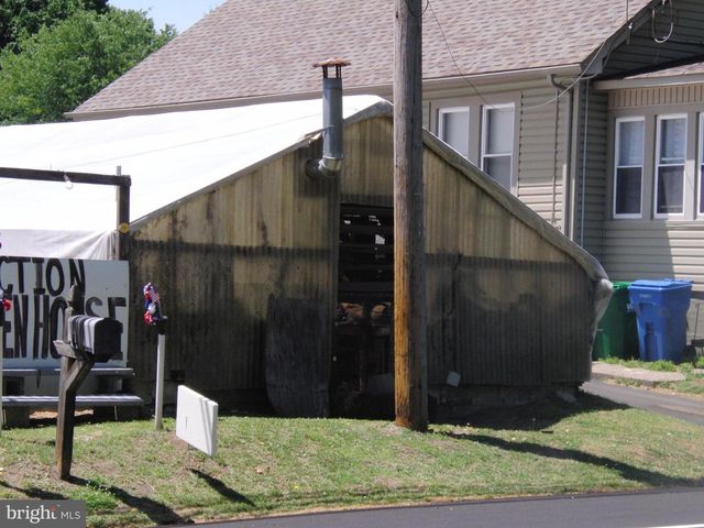 914 HARRISON ST, Bristol, PA 19007