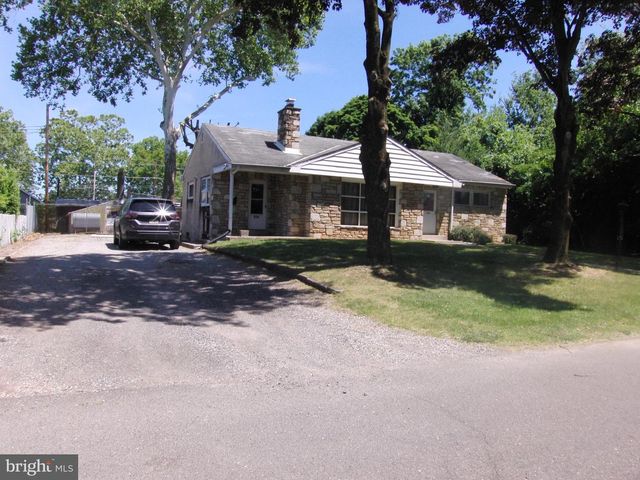 914 HARRISON ST, Bristol, PA 19007