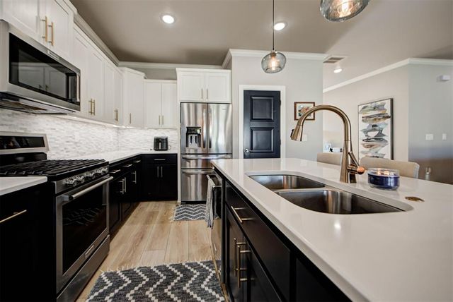 2688 Somerset Drive, Shawnee, OK 74804