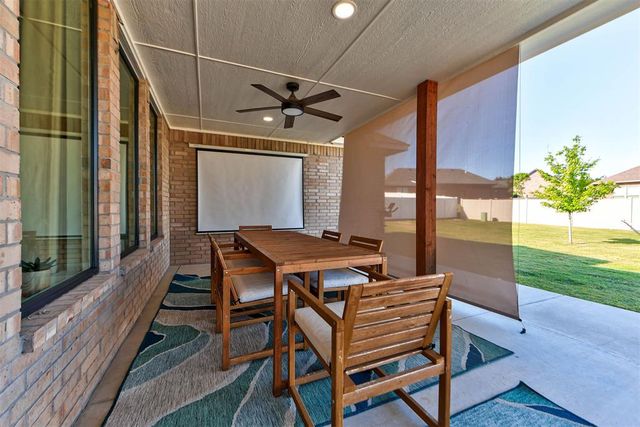 2688 Somerset Drive, Shawnee, OK 74804
