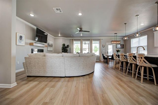2688 Somerset Drive, Shawnee, OK 74804