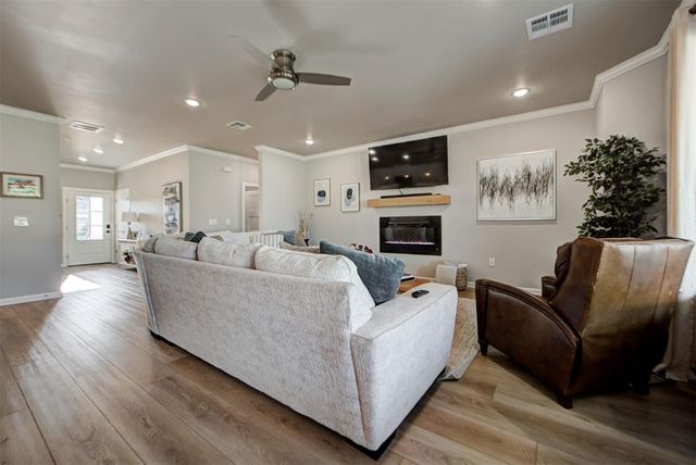2688 Somerset Drive, Shawnee, OK 74804