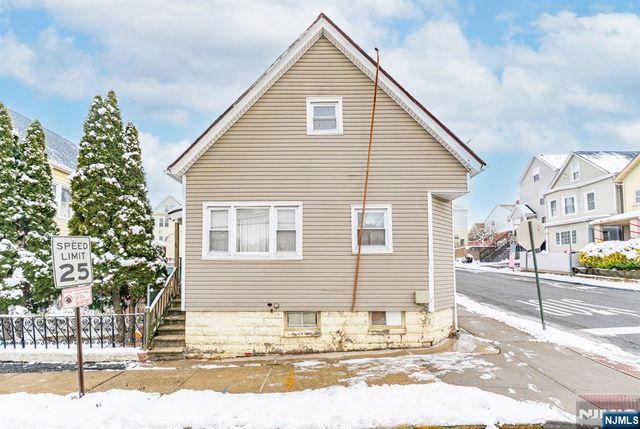 16 Murray Avenue, Paterson, NJ 07501