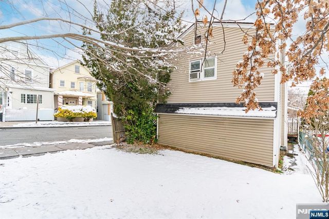 16 Murray Avenue, Paterson, NJ 07501