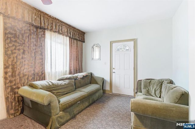 16 Murray Avenue, Paterson, NJ 07501