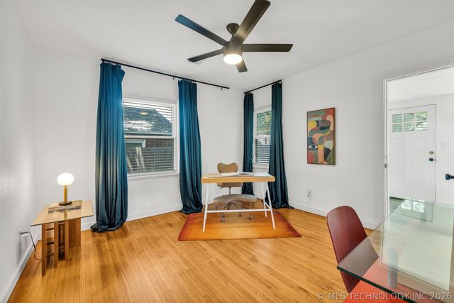 1713 S Columbia Place, Tulsa, OK 74104