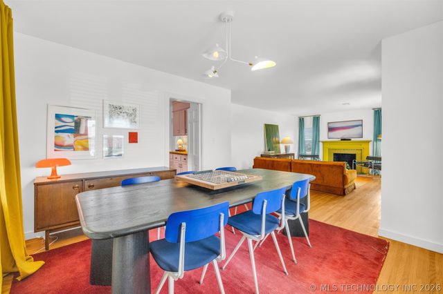 1713 S Columbia Place, Tulsa, OK 74104