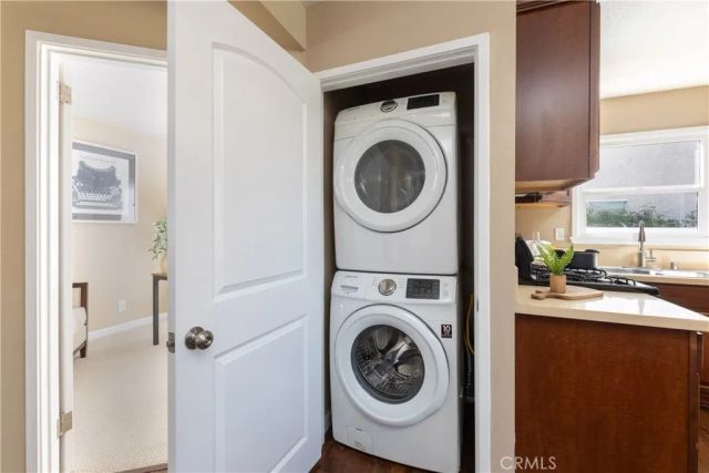 4201 Gardenia Avenue, Long Beach, CA 90807