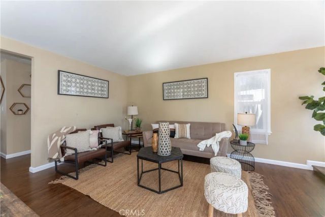 4201 Gardenia Avenue, Long Beach, CA 90807