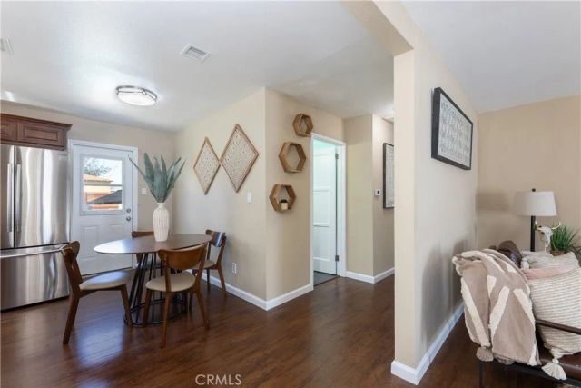 4201 Gardenia Avenue, Long Beach, CA 90807