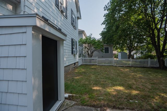 5 Florence St, Danvers, MA 01923