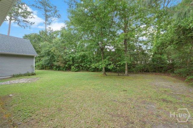 37 Macbeth Court S, Richmond Hill, GA 31324