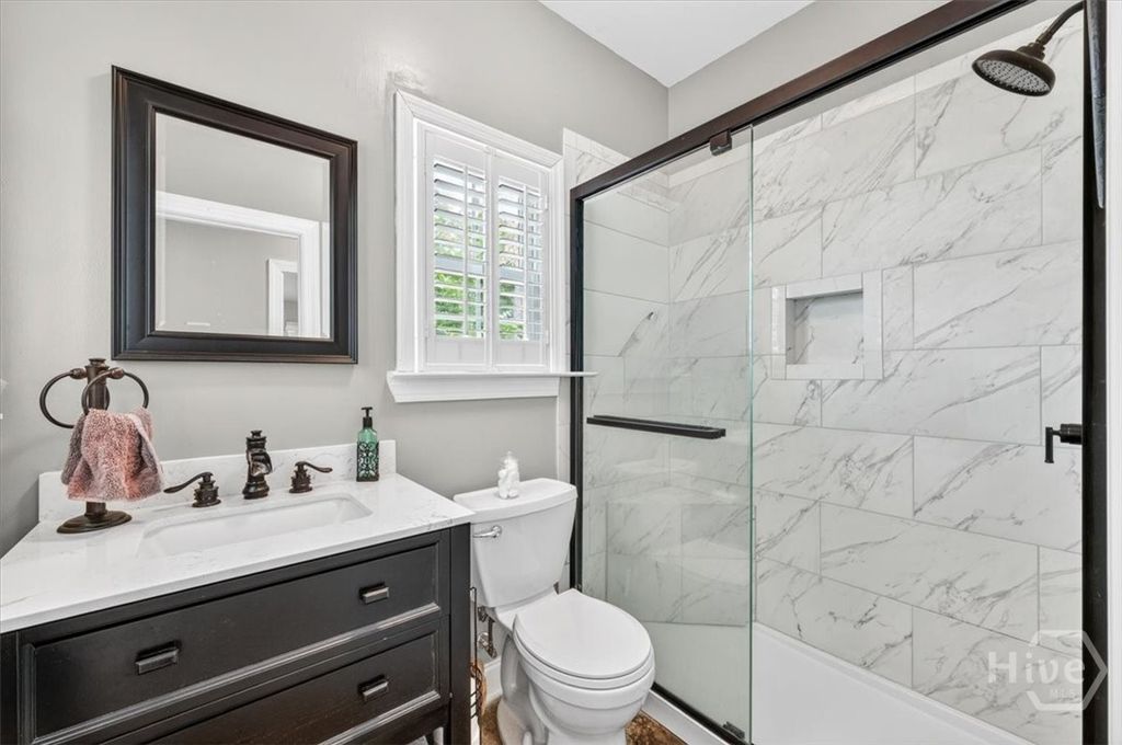 Image 37 of property listing at 37 Macbeth Court S, Richmond Hill, GA 31324