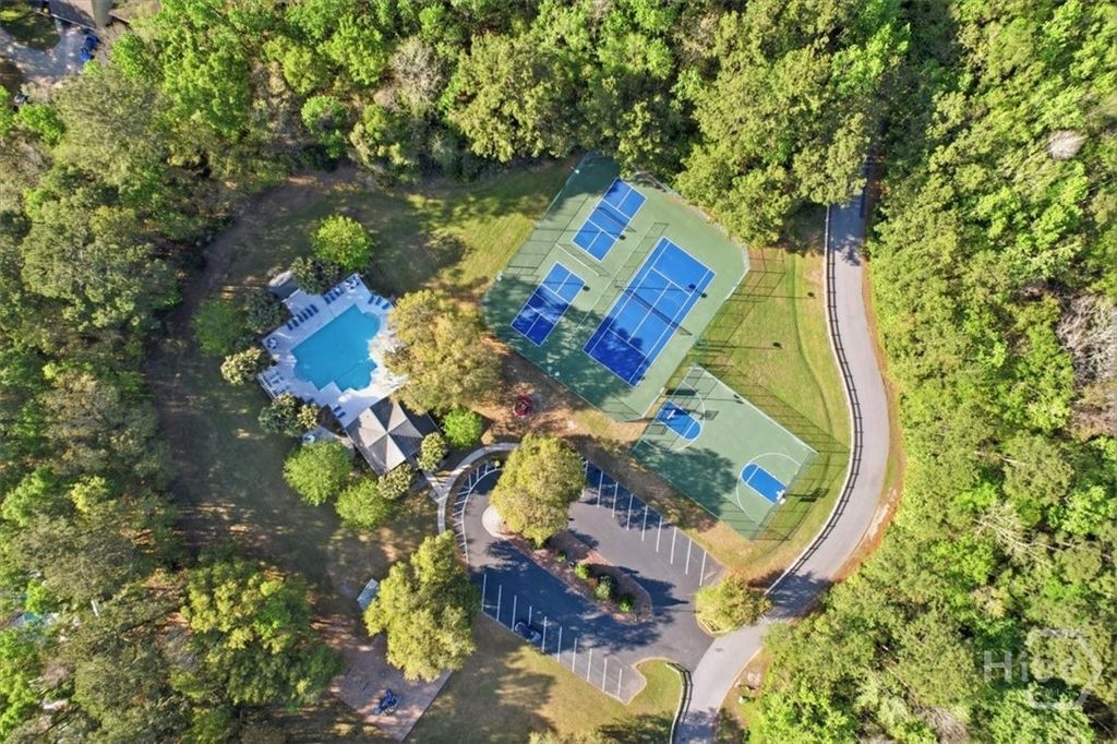 Image 57 of property listing at 37 Macbeth Court S, Richmond Hill, GA 31324