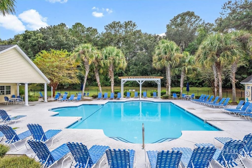 Image 59 of property listing at 37 Macbeth Court S, Richmond Hill, GA 31324