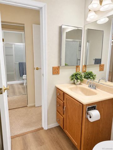 16453 E Radcliff Place B, Aurora, CO 80015