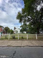 325 HUMMEL ST, Harrisburg, PA 17104