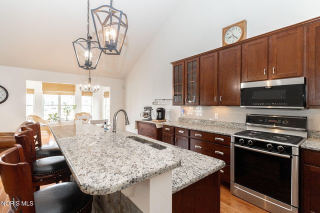 4757 Sylvan Prairie Court, Sylvania, OH 43560