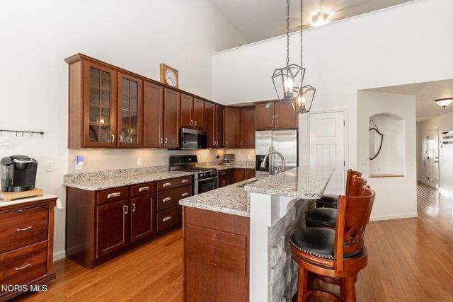 4757 Sylvan Prairie Court, Sylvania, OH 43560