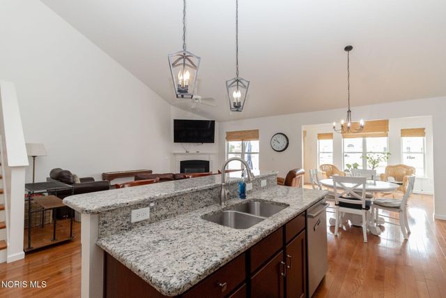 4757 Sylvan Prairie Court, Sylvania, OH 43560