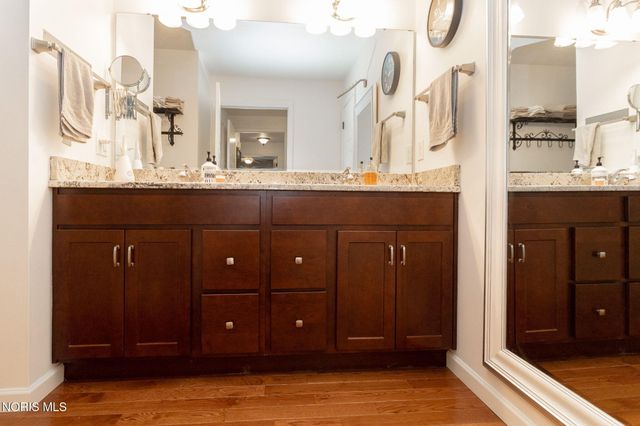 4757 Sylvan Prairie Court, Sylvania, OH 43560