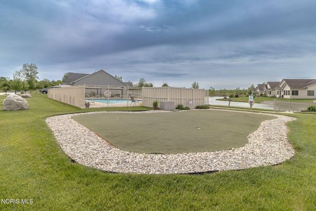 4757 Sylvan Prairie Court, Sylvania, OH 43560