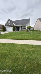 4757 Sylvan Prairie Court, Sylvania, OH 43560