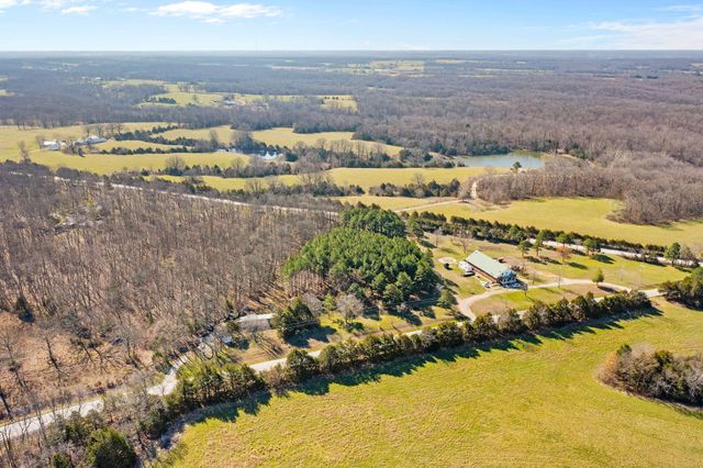 7074 State Highway Kk, Marshfield, MO 65706