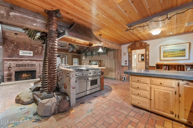 180 Copper Cliffs Lane, Sedona, AZ 86336