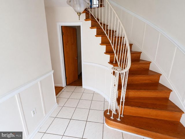 300 WILSON AVE, Woodbury Heights, NJ 08097