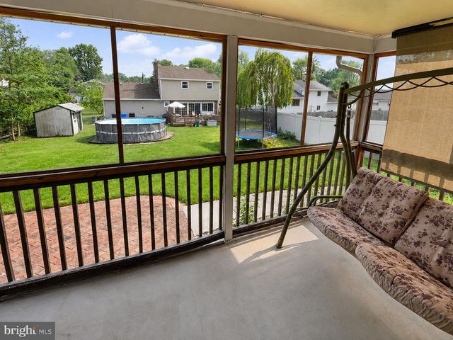 300 WILSON AVE, Woodbury Heights, NJ 08097
