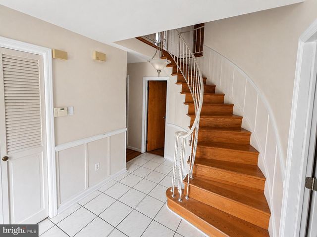 300 WILSON AVE, Woodbury Heights, NJ 08097