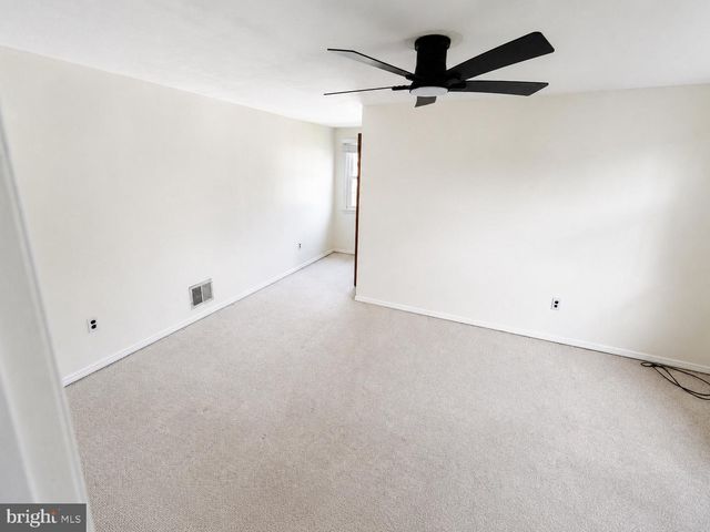 300 WILSON AVE, Woodbury Heights, NJ 08097