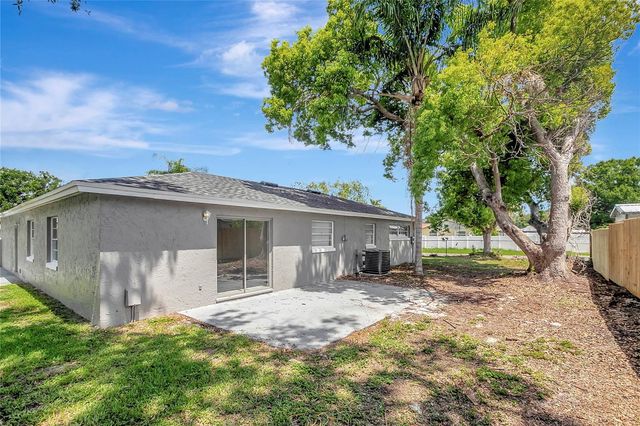 917 WINCHESTER COURT, Brandon, FL 33510