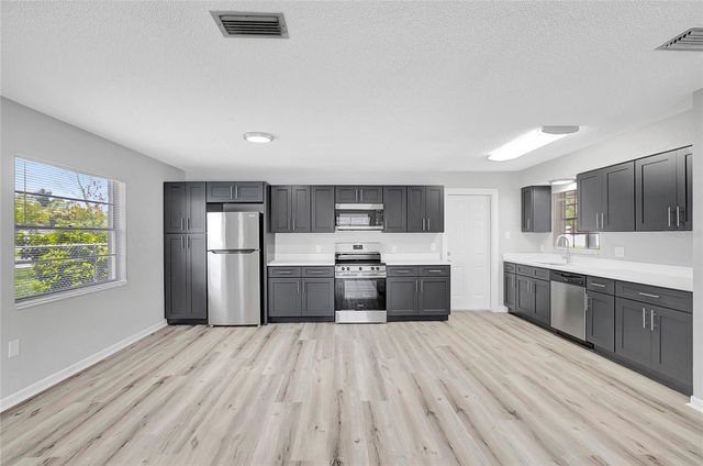 917 WINCHESTER COURT, Brandon, FL 33510