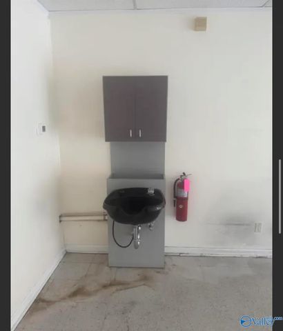 4820 University Drive, Huntsville, AL 35816