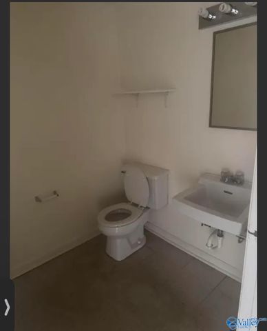 4820 University Drive, Huntsville, AL 35816