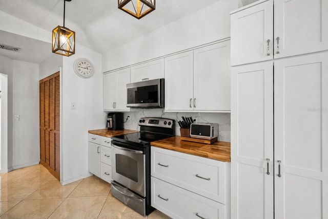655 NIGHTHAWK CIRCLE, Winter Springs, FL 32708
