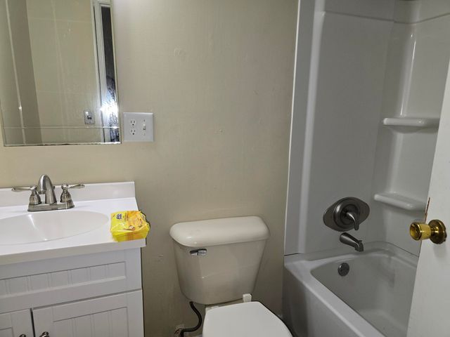 225 Highway 930, Artemus, KY 40903