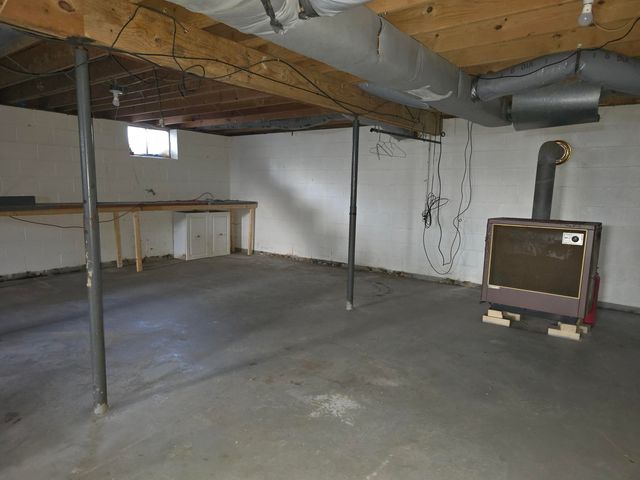 225 Highway 930, Artemus, KY 40903