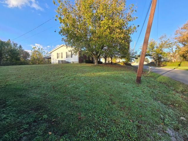 225 Highway 930, Artemus, KY 40903